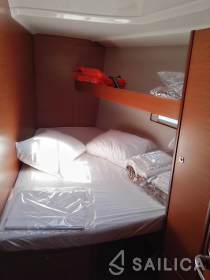 Dufour 460 GL - Yacht Charter Sailica