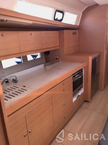 Dufour 460 GL - Yacht Charter Sailica