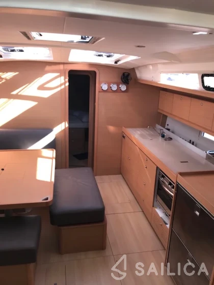 Dufour 460 GL - Yacht Charter Sailica