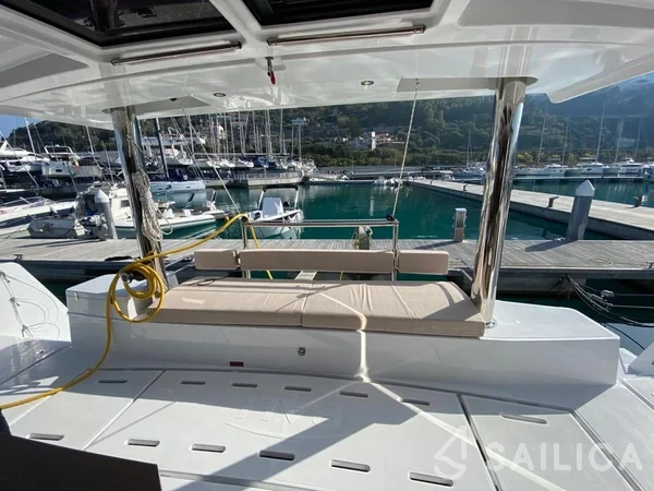 Bali 4.8  - Yacht Charter Sailica