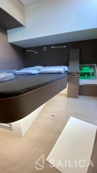 Bali 4.8  - Yacht Charter Sailica