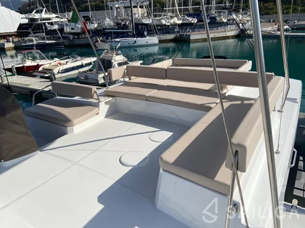 Bali 4.8  - Yacht Charter Sailica