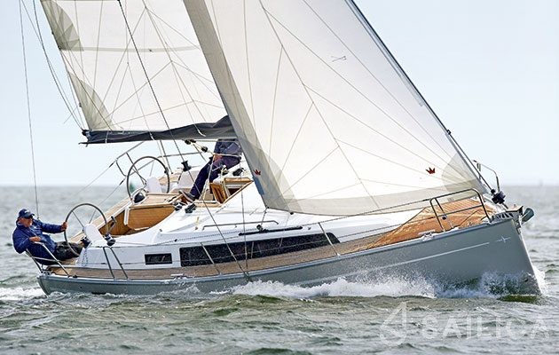Bavaria Cruiser 34 Style - Yacht Charter Sailica