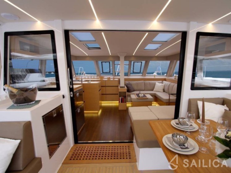 Nautitech 46 Open - Yacht Charter Sailica