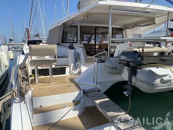 Nautitech 46 Open - Yacht Charter Sailica