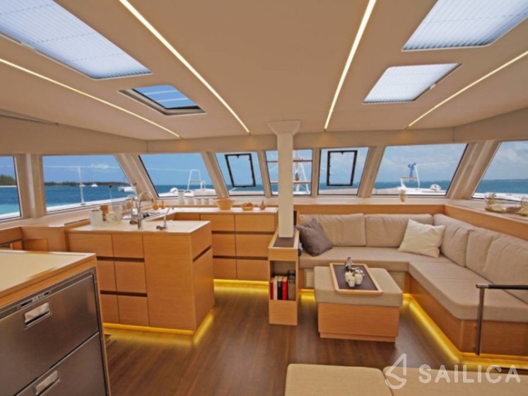 Nautitech 46 Open - Yacht Charter Sailica