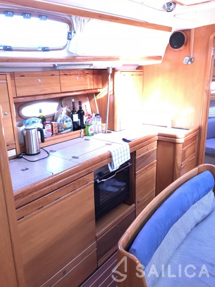 Bavaria 39 Cruiser - Yacht Charter Sailica