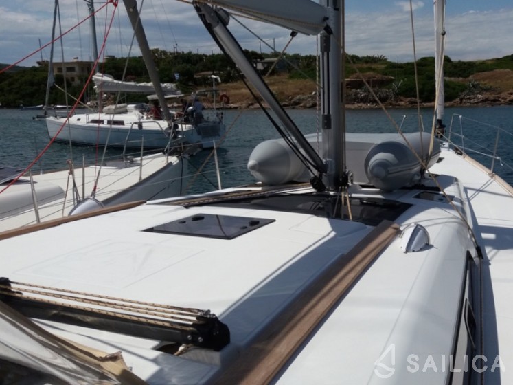 Dufour 460 GL - Yacht Charter Sailica