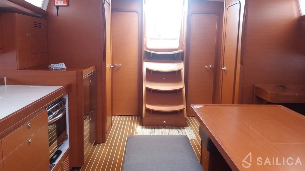 Dufour 460 GL - Yacht Charter Sailica