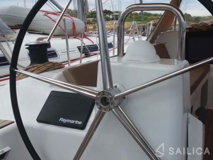 Dufour 460 GL - Yacht Charter Sailica