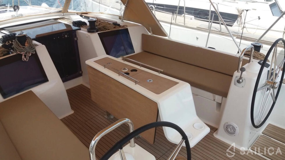 Dufour 460 GL - Yacht Charter Sailica