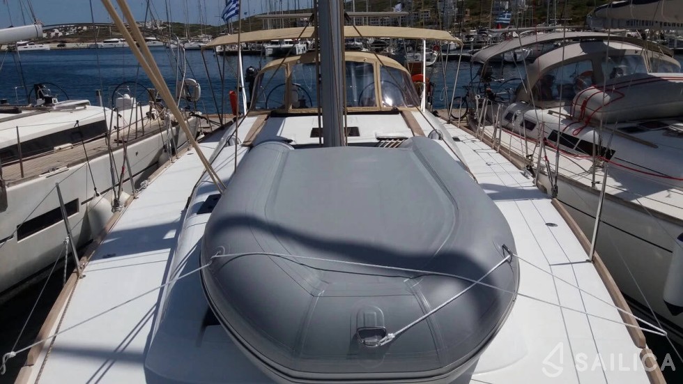 Dufour 460 GL - Yacht Charter Sailica