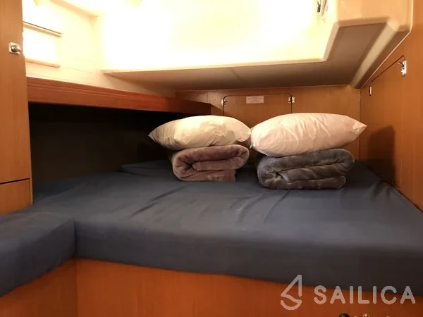 Bavaria 46 Cruiser - Yacht Charter Sailica