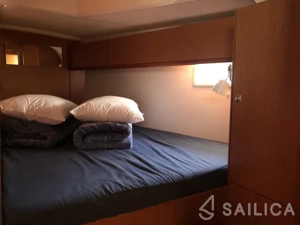Bavaria 46 Cruiser - Yacht Charter Sailica