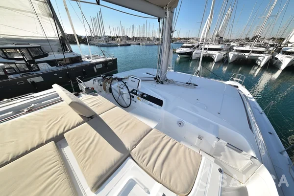 Lagoon 46  - Yacht Charter Sailica