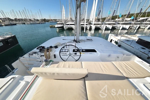 Lagoon 46  - Yacht Charter Sailica