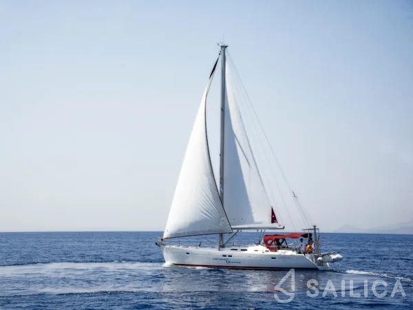 Oceanis 473 - Yacht Charter Sailica