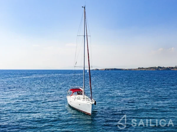 Oceanis 473 - Yacht Charter Sailica