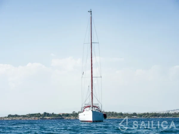 Oceanis 473 - Yacht Charter Sailica