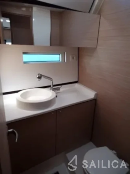 D&D Kufner 50 - Yacht Charter Sailica