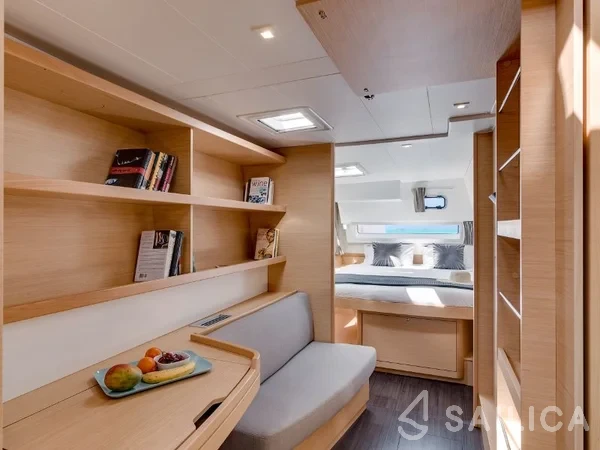 Lagoon 42 - Yacht Charter Sailica