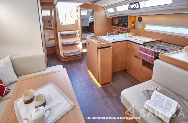 Sun Odyssey 410 - Yacht Charter Sailica