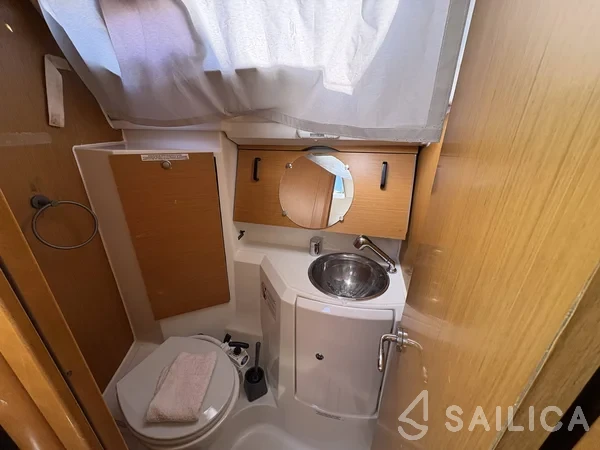 Sun Odyssey 36i - Yacht Charter Sailica