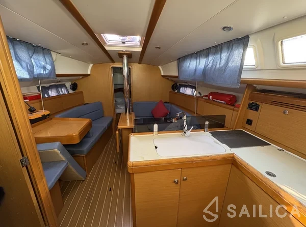 Sun Odyssey 36i - Yacht Charter Sailica