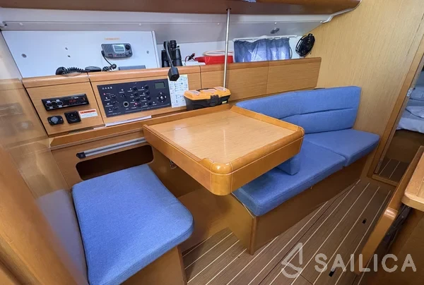 Sun Odyssey 36i - Yacht Charter Sailica
