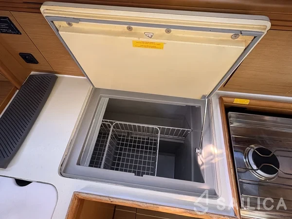 Sun Odyssey 36i - Yacht Charter Sailica