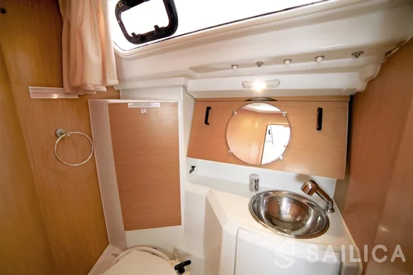 Sun Odyssey 36i - Yacht Charter Sailica