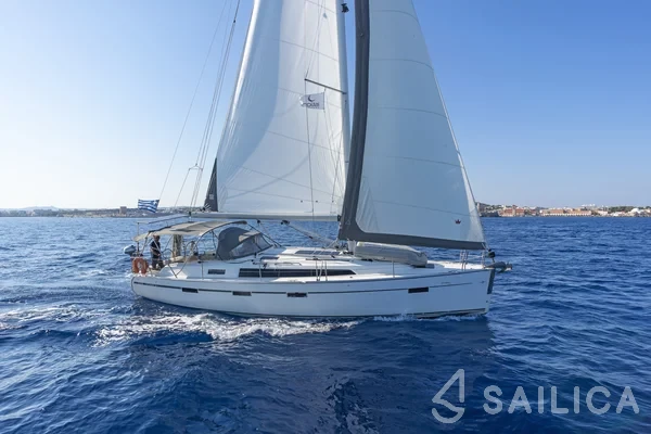 Bavaria 41 Cruiser - Yacht Charter Sailica