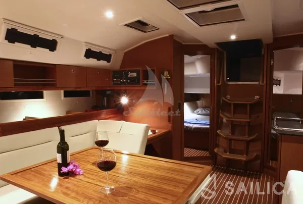 Bavaria 45 Cruiser - Yacht Charter Sailica