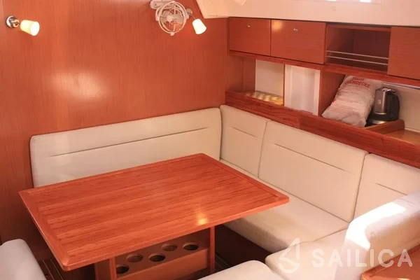 Bavaria 45 Cruiser - Yacht Charter Sailica