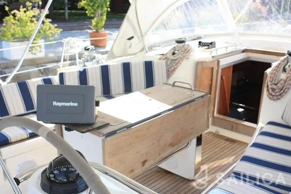 Bavaria 45 Cruiser - Yacht Charter Sailica
