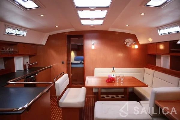Bavaria 45 Cruiser - Yacht Charter Sailica