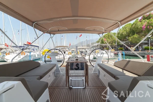 Oceanis 46.1 - Yacht Charter Sailica