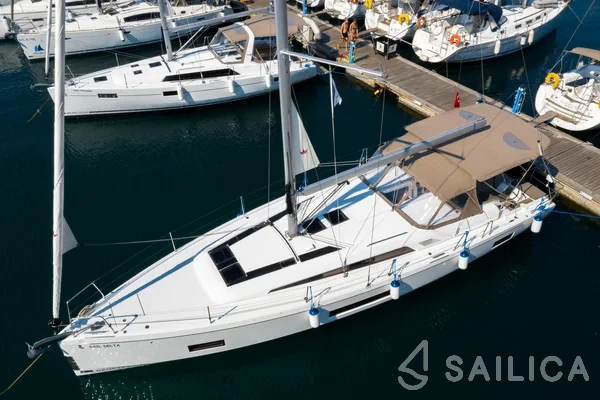 Oceanis 46.1 - Yacht Charter Sailica