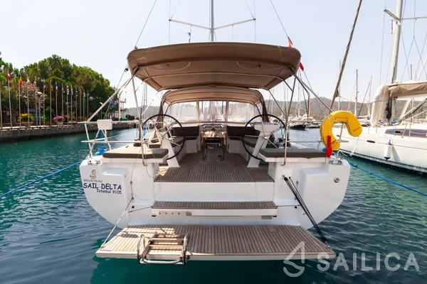 Oceanis 46.1 - Yacht Charter Sailica