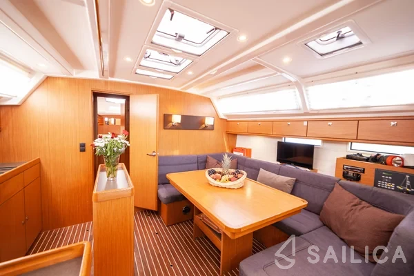Bavaria 46 Cruiser - Yacht Charter Sailica