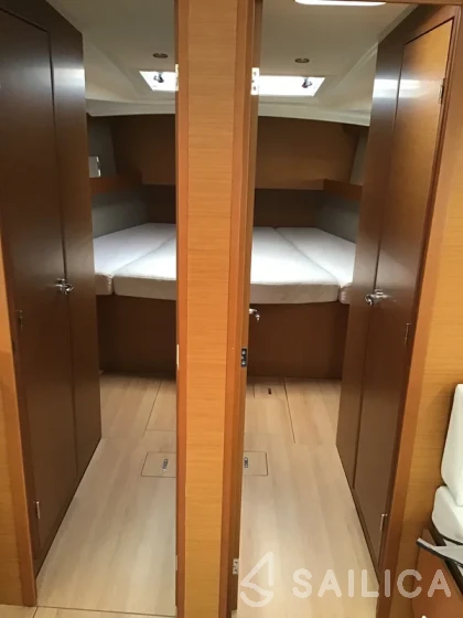 Sun Odyssey 490 - Yacht Charter Sailica
