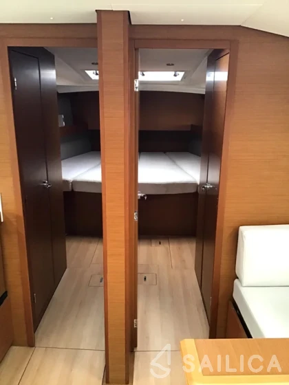 Sun Odyssey 490 - Yacht Charter Sailica