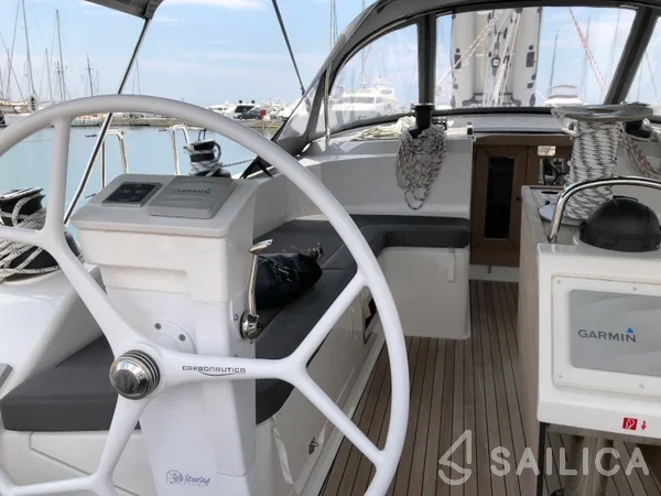Bavaria 51 Cruiser - Yacht Charter Sailica