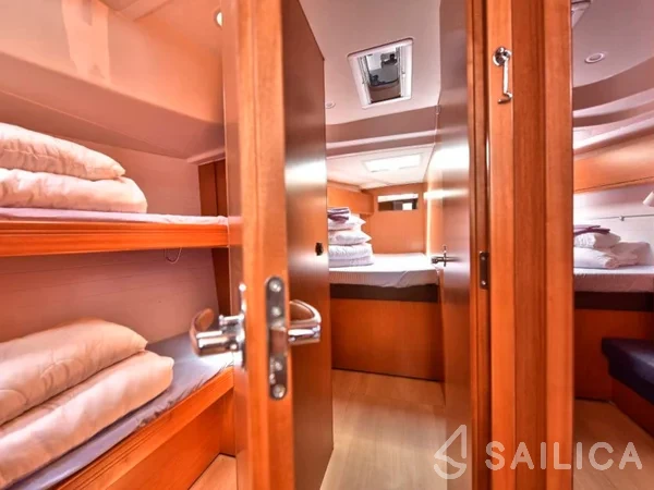 Bavaria 51 Cruiser - Yacht Charter Sailica