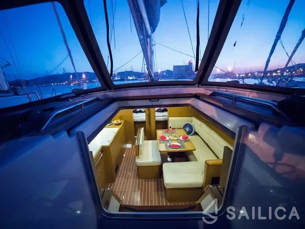 Sun Odyssey 44i - Yacht Charter Sailica
