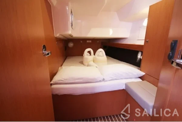 Bavaria 46 Cruiser - Yacht Charter Sailica