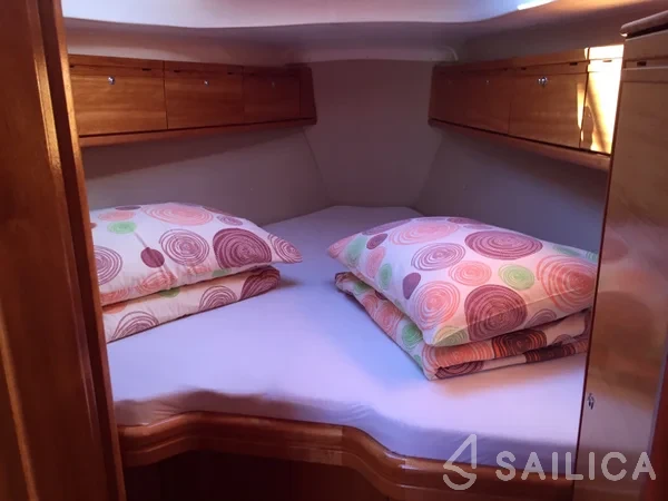 Bavaria 34 Cruiser - Yacht Charter Sailica
