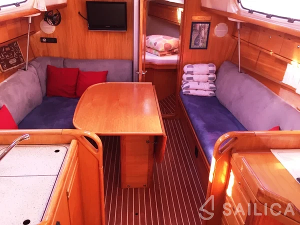 Bavaria 34 Cruiser - Yacht Charter Sailica