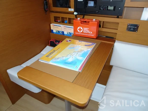 Sun Odyssey 490 - Yacht Charter Sailica