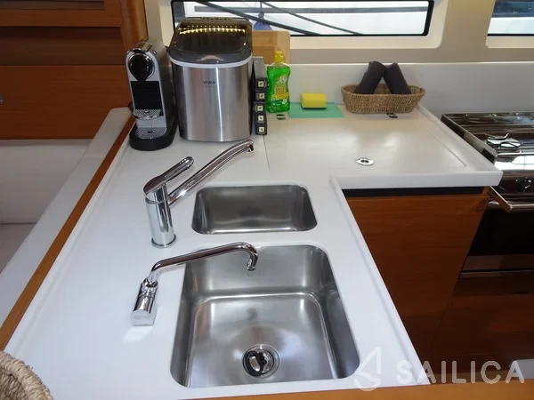 Sun Odyssey 490 - Yacht Charter Sailica